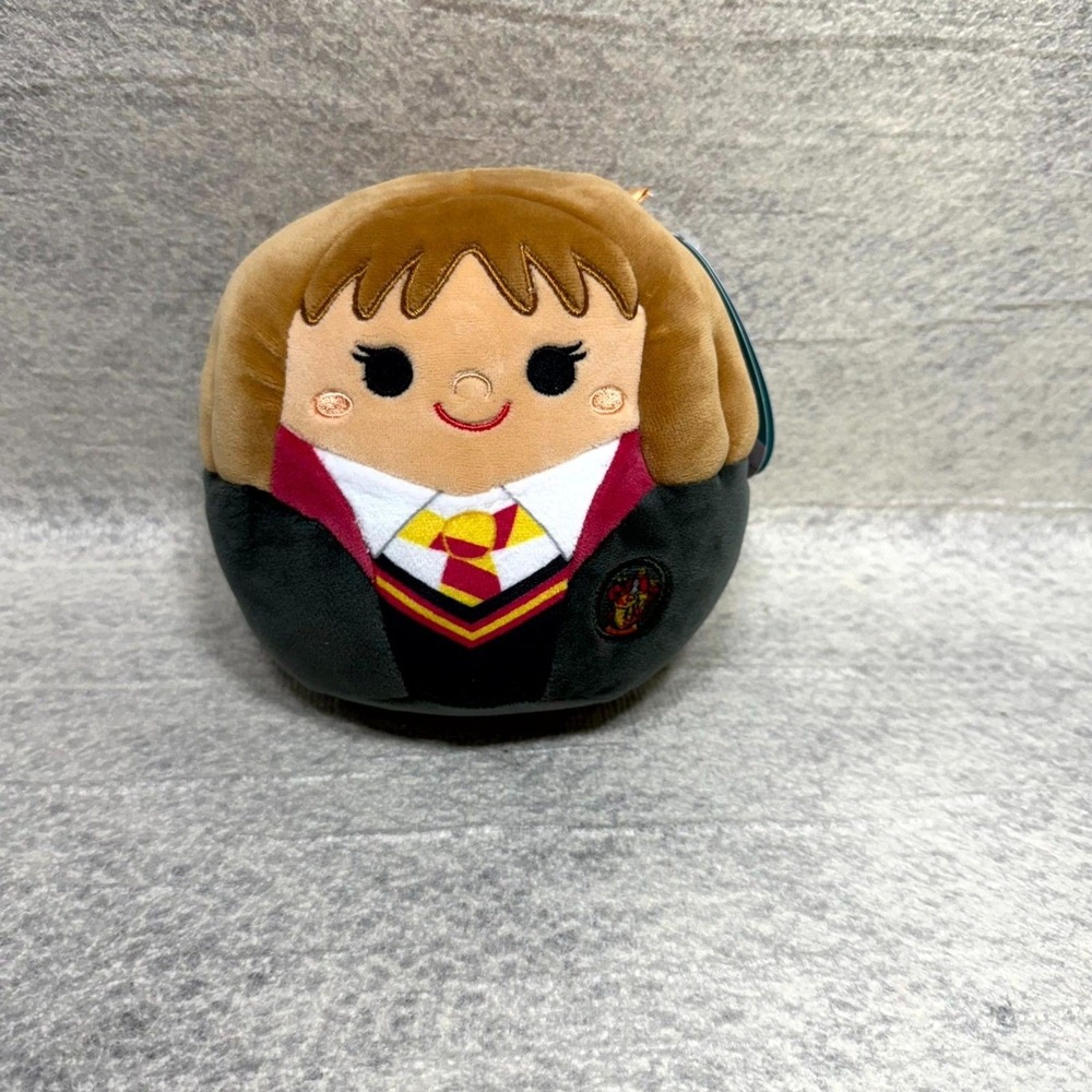 Hermione‎ Granger Gryffindor Cloak Original Squishmallows 7 Inches NEW
